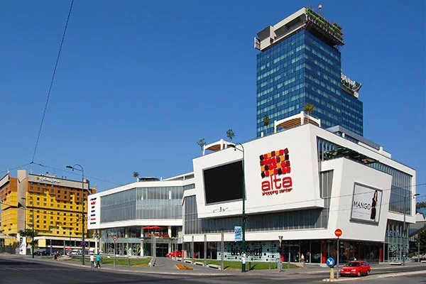 Alta Shopping Center